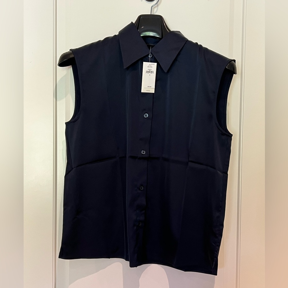 Banana republic Sleeveless Navy Button-Up blouse